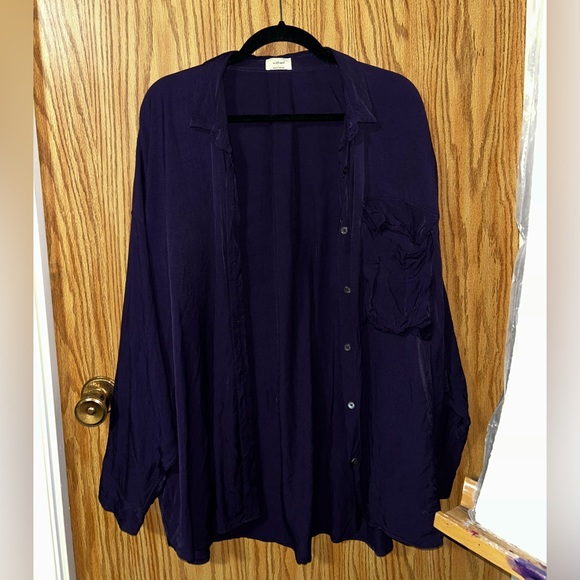 Aritzia oversized button up - Picture 1 of 2